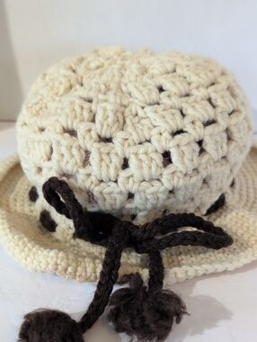 VTG Handmade Crochet Womens Sun Hat - Cream with Brown Accent